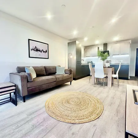 No 48 At Citygate Apartment