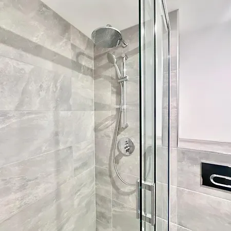 No 48 At Citygate * 요크